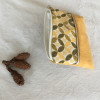 Mini pochette Philothée en suédine et jacquard jaune