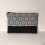 Grande pochette noir et blanc