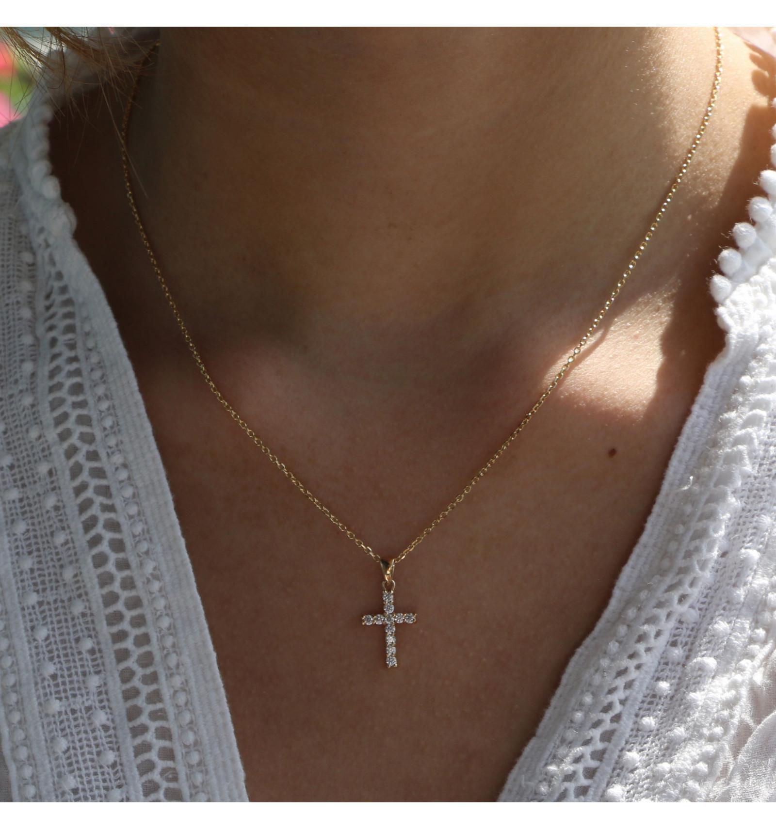 Collier Chaîne Réglable Fin Avec Pendentif Croix Plaqué Or - État Parfait, Occasion