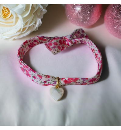 Bracelet en liberty avec un cœur en nacre