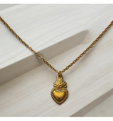 Collier et son Sacré-Cœur