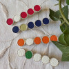 Barrette pince avec puces de cuir de couleur sur base argentée