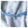 Collier avec sa petite croix arrondie