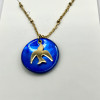 Collier colombe sur nacre bleue