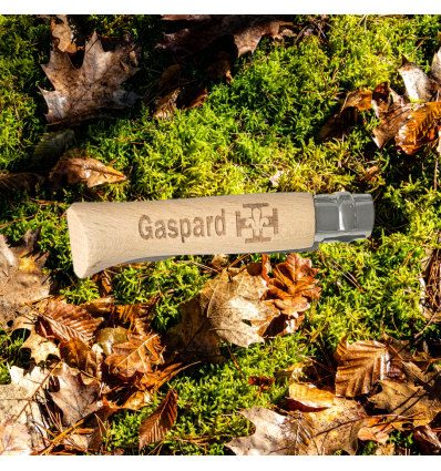 Opinel scout gravé