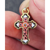 Détail mosaïque byzantine en verre de Murano sur pendentif croix