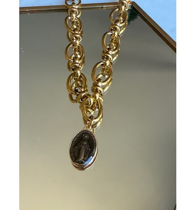 Collier ajustable en acier inoxydable résistant à l'eau composé d'une médaille vierge Marie grise.  