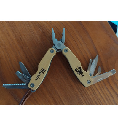 Multi-outil personnalisé