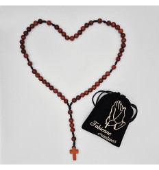 Perles "poirier rouge" ; croix "merisier" ; perles NP "poirier rouge"