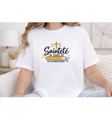 T-shirt Saintet&eacute; en t&eacute;l&eacute;chargement