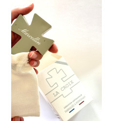Croix personnalisée avec prénom – Vert kaki