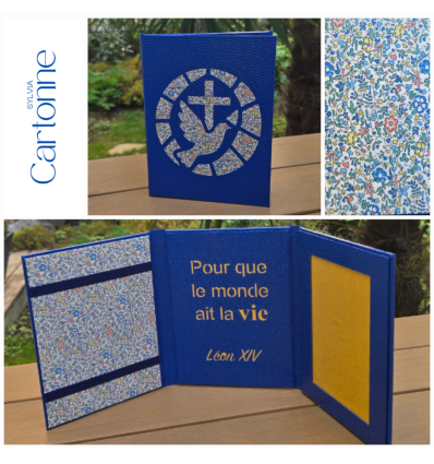 Coin Prière Vitrail Colombe