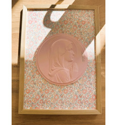 Cadre Vierge Marie personnalisé – Liberty fleuri rose