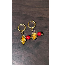 Boucles d'oreilles Pomme de pin et boule de Noël